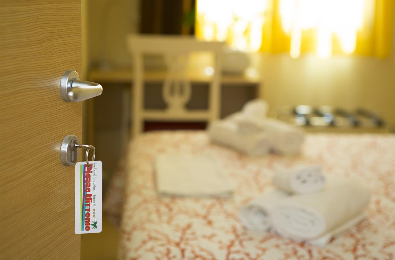 B&B Piazza Vittorio Trapani Exterior photo